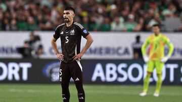 GLENDALE, ARIZONA - JUNE 30: Johan Vasquez of Mexico gestures during the CONMEBOL Copa America 2024 Group D match between Mexico and Ecuador at State Farm Stadium on June 30, 2024 in Glendale, Arizona. Omar Vega/Getty Images/AFP (Photo by Omar Vega / GETTY IMAGES NORTH AMERICA / Getty Images via AFP)