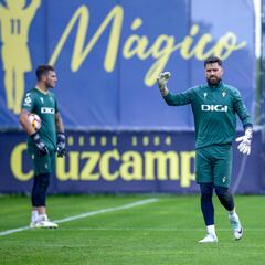 David Gil continuará en el Cádiz hasta 2027