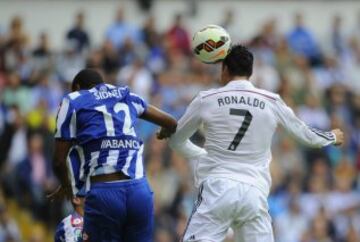 Cristiano Ronaldo marca de cabeza el 1-0.