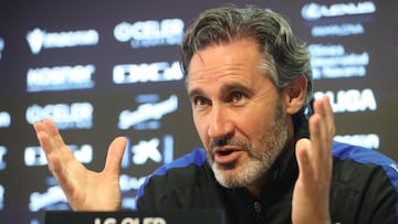 Vicente Moreno durante la rueda de prensa de hoy.