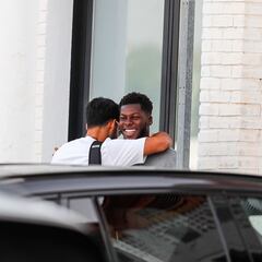 Yunus vuelve a Valencia con ofertas insuficientes