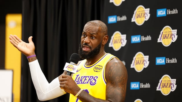 LeBron James has set the record straight on the pickup game he played alongside Michael Jordan and other major players as a teenager.