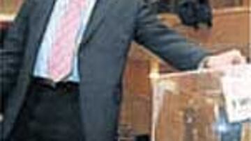 Contreras, con problemas.