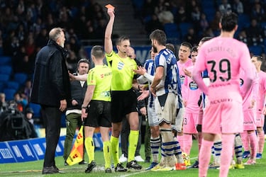 Oyarzabal mete a la Real en la pelea europea