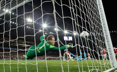 Luis Enrique twirls his magic wand and Messi delivers