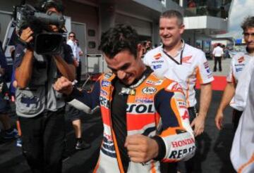 Dani Pedrosa celebrando su triunfo