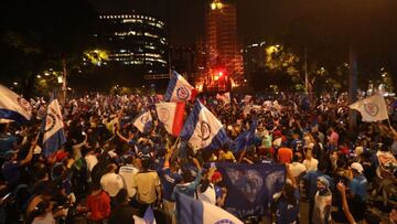 Así se celebró el título de Cruz Azul a lo largo de la República Mexicana