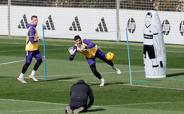 Goalkeeper Thibaut Courtois has returned to training after his ACL tear. 