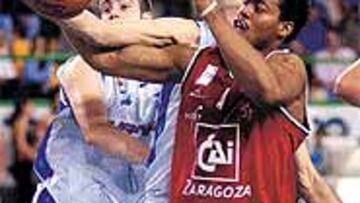 <b>OCHO AÑOS DE ESPERA.</B> El CAI Zaragoza (Otis Hill) sueña con volver a la máxima categoría.