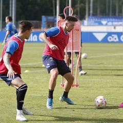 Oscar Cano empieza el casting de la delantera para Linares