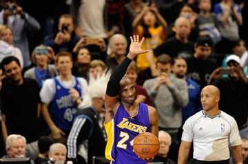 Kobe Bryant: 770 millones de dólares.