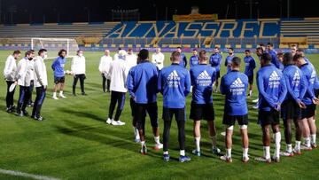 Los jugadores del Madrid, durante el entrenamiento previo a la final de la Supercopa.