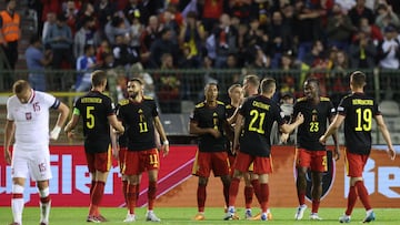 Belgium's players celebrate scoring their team's third goal during the UEFA Nations League - League A - Group 4 football match between Belgium and Poland at The King Baudouin Stadium in Brussels, on June 8, 2022. (Photo by Kenzo TRIBOUILLARD / AFP)