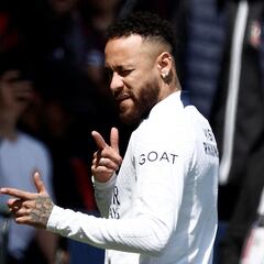 Un hombre de 30 años hace testamento en favor de Neymar