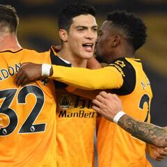Así fue el golazo de Raúl Jiménez en el Wolves vs Newcastle