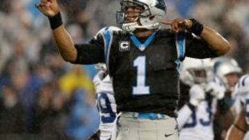 Los Carolina Panthers de Cam Newton reciben a los Green Bay Packers en el mejor partido de la jornada.