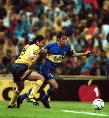 En la Copa Libertadores del 2000, América y Boca se enfrentaron en las semifinales. Boca había ganado 1-4 en la ida pero América estaba haciendo la hombrada y empataba el global hasta que llegó el gol de Walter Samuel.