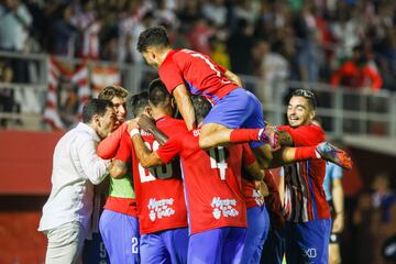 El primer gol fue muy festejado.