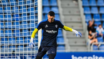 Matías Dituro, portero del Elche 23-24.