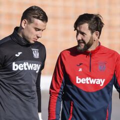 Indias: "No tenemos noticias del Real Madrid por Lunin"