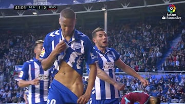 Deyverson y la particular celebración del striptease