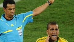 Una más de Barça y City: Mancini quiere a Alves