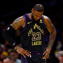 Why isn’t Lebron James playing in the Lakers vs Clippers game tonight, Jan. 23?