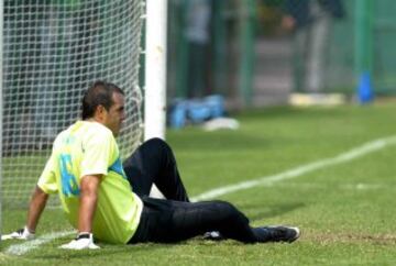 También, en los entrenamientos fue portero