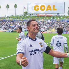 Chicharito Hernández hints at Mexico return ahead of USMNT semi-final clash