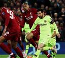 Messi en Anfield: buena intención y un fallo clave