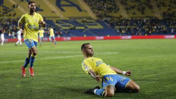 Las Palmas busca subirse ya al tren del ascenso