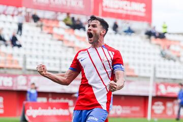 Turrillo celebrando el 1-0 frente al Mrida.