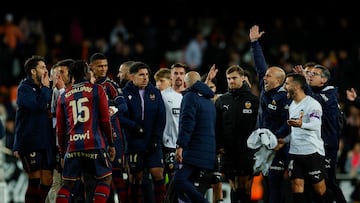 21/11/25 PARTIDO PRIMERA DIVISION
VALENCIA CF - LEVANTE UD
BRONCA PELEA TANGANA
