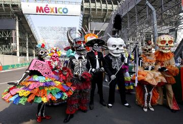 El día de muertos se vivió previo al Gran Premio de México