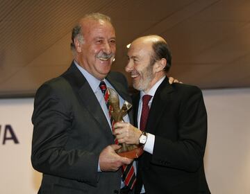 Entrega del Premio Internacional de Periodismo 2010 a Vicente del Bosque.