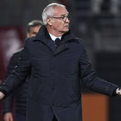 Ranieri desvela que el Leicester le quiso tras echar a Shakespeare