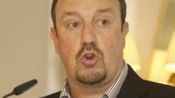 Benítez: "Tengo respeto por Pellegrini; Mourinho es el entrenador del Inter"