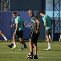 Sergio Pellicer: “La Rosaleda en los últimos años se está convirtiendo en el Coliseo Romano”