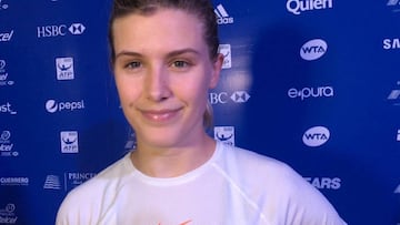 La tenista canadiense Genie Bouchard atiende a los medios tras su derrota en el Abierto Mexicano Telcel ante la australiana Ajla Tomljanovic.