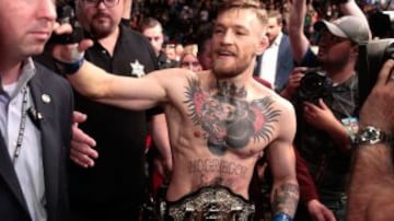 El pelador de la UFC más mediático en la actualidad. Su récord de 21-3 lo hace uno de los hombres más peligros en el octágono. A finales de 2016, derrotó al estadounidense Eddie Álvarez en el UFC 205 y se coronó en Peso Ligero. Se especula una pelea de McGregor con el retirado púgil Floyd Mayweather Jr.