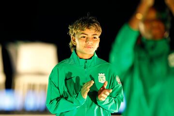 En la Noche Verdolaga, los hinchas de Atlético Nacional pudieron disfrutar de la presentación del equipo femenino y masculino para 2023.