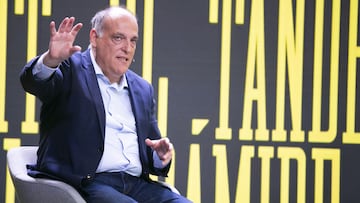 02/06/21 JAVIER TEBAS 
 MESA REDONDA: SPORTAINMENT, EL TANDEM QUE REVOLUCIONA LA PIRAMIDE COMPETIVIA
 PRO FORO INDUSTRIA Y DEPORTE 2021 AS - 2PLAYBOOK
 MAS DEPORTE 20/21
 PUBLICADA 27/06/21 NA MA24 2COL