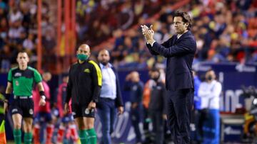 Santiago Solari durante un partido del América