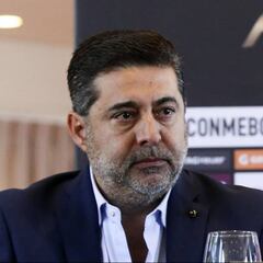 "Todos saben lo que pasó con Riquelme; dejemos que el hincha siga teniendo un ídolo"