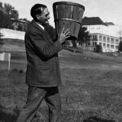 Why is the basketball Hall of Fame in Springfield, Massachusetts?