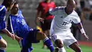 <b>DECIDIÓ WILTORD.</b> El delantero del Arsenal decidió un complicado triunfo galo en Nicosia.