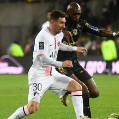 El PSG vuelve a salvar los muebles en el tramo final