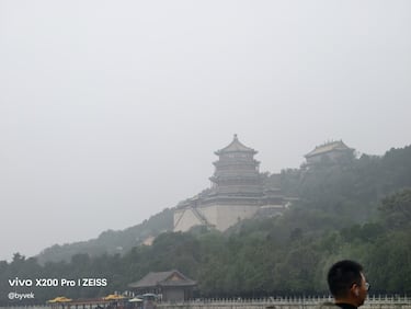 vivo unveils the X200 series in Beijing and we have our first impressions of the vivo X200 Pro