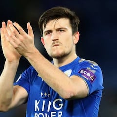 Harry Maguire, nuevamente diana de memes por sus espinilleras