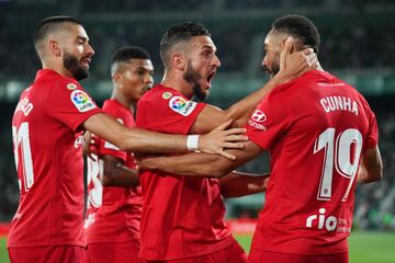 0-1. Matheus Cunha celebra el primer gol con Koke y Yannick Ferreira-Carrasco.